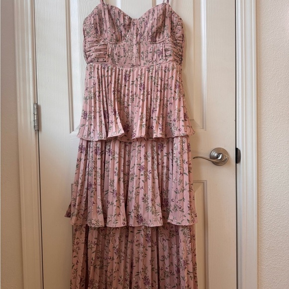 Lulu's Cascading Floral Midi Tiered spaghetti strap Floral Dress Small - Picture 5 of 14